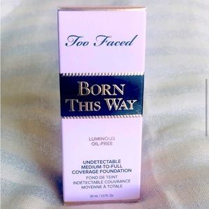 Too Faced Born This Way Foundation